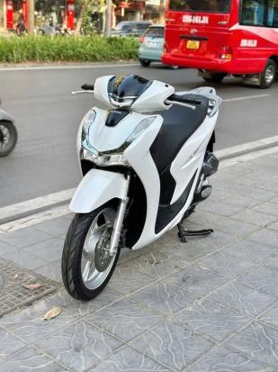 Cần bán xe Honda SH125 CBS 2021