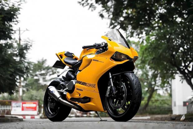 Cần bán Ducati Panigale 899 2015