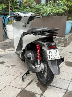 Cần bán SH 125 ABS cuối 2023 đẹp keng, xe chính chủ đầy đủ giấy tờ, máy zin nguyên bản