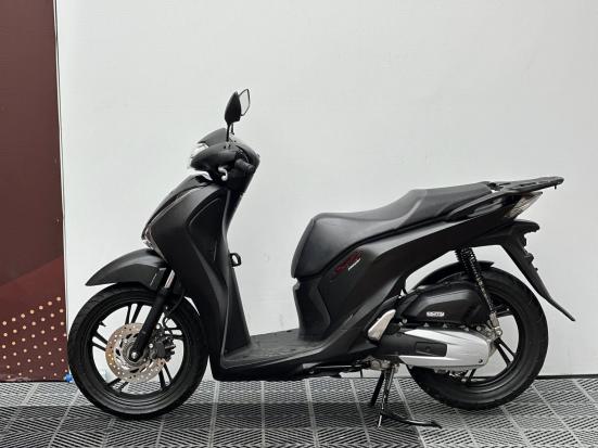 Cần bán SH 150 abs 2019 đen sần