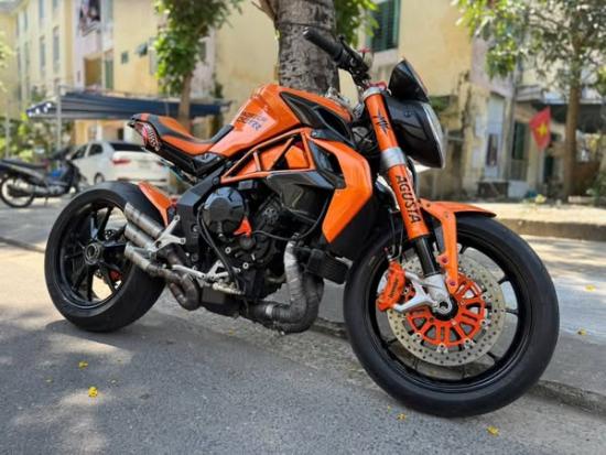 Cần bán MV Agusta 800 Dragster