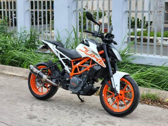Cần bán KTM Duke 390 ABS ga điện 2018