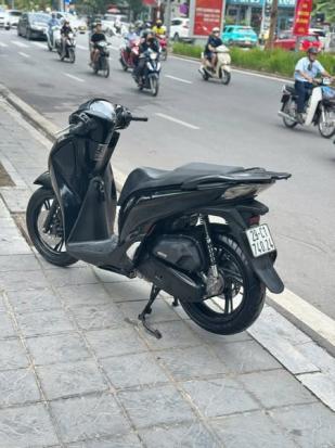 Cần bán xe Honda SH150ABS 2018 màu đen sporty