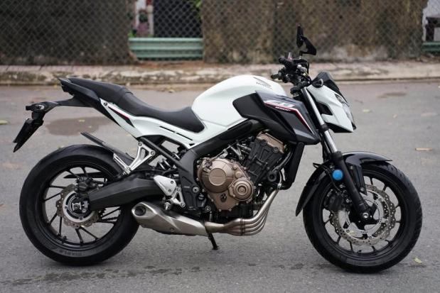 Cần bán HONDA CB650F MODEL 2018
