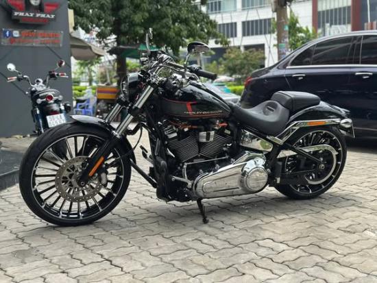 Cần bán xe Harley Breakout 117ci 1923cc đời 2023