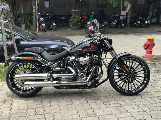 Cần bán xe Harley Breakout 117ci 1923cc đời 2023