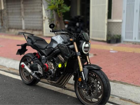 Cần bán Honda CB650R date 2022 Bs Sài gòn