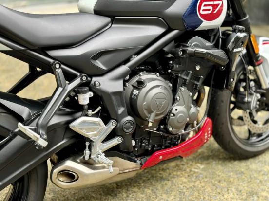Cần bán Triumph Trident 660 2024 phiên bản đặc biệt Triple Tribute Edition
