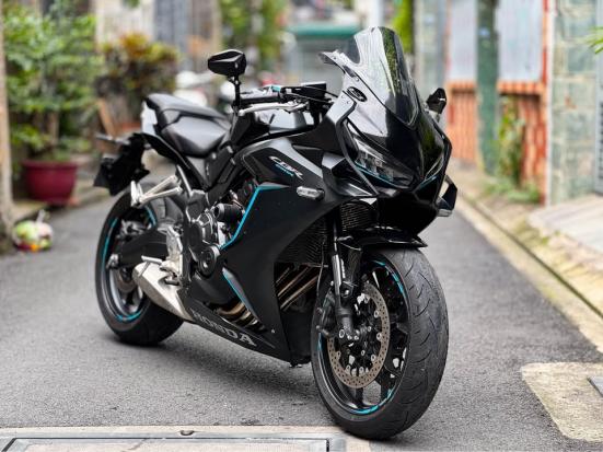 Cần bán xe HONDA CBR650R 2023
