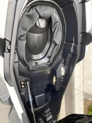 Cần bán BMW C400GT xe xài lướt
