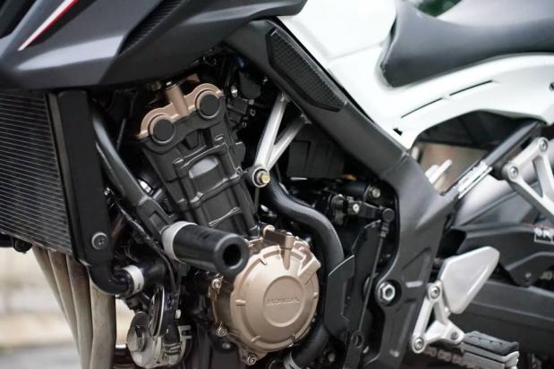 Cần bán Honda CB650F - Xe máy 4 máy siêu ngon – Bổ – Rẻ