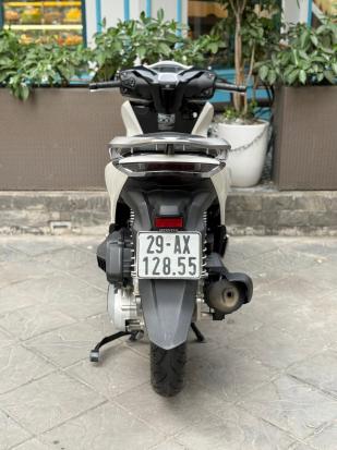 Cần bán SH 125 ABS 2025 màu trắng đen siêu lượt Likeenew chính chủ