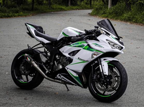 Cần bán Kawasaki ZX6R