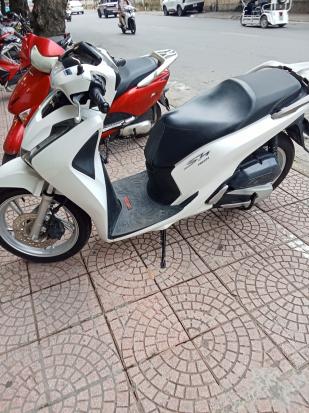 Cần bán xe 150abs 2017