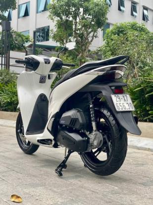 Cần bán SH 125i CBS 2022 siêu lướt, đẹp keng k vết xước, chính chủ đủ phụ kiện