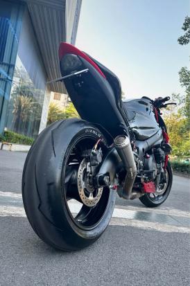 Cần bán SUZUKI GSX-S1000 2018