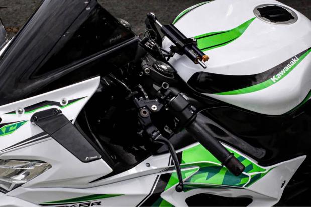 Cần bán Kawasaki ZX6R