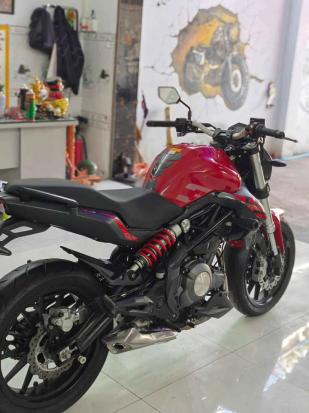 Cần bán Benelli 302s abs