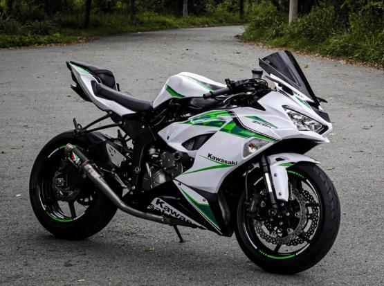 Cần bán Kawasaki ZX6R