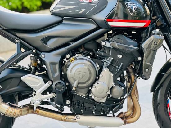 Cần bán Triumph Trident 660 abs date 22