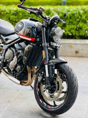 Cần bán Triumph Trident 660 abs date 22