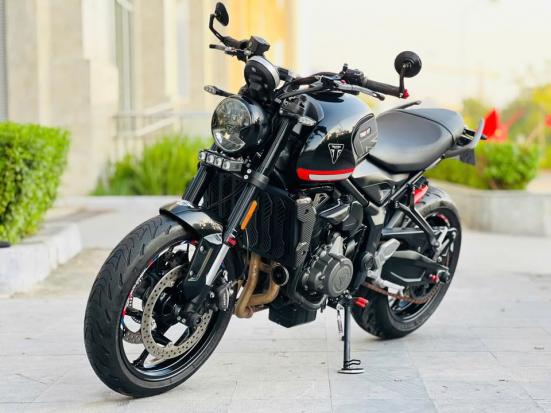 Cần bán Triumph Trident 660 abs date 22