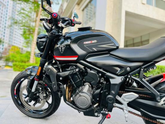 Cần bán Triumph Trident 660 abs date 22