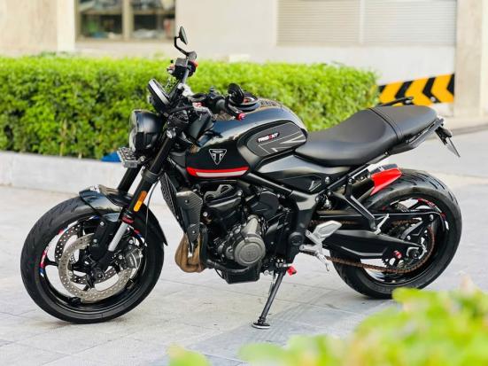 Cần bán Triumph Trident 660 abs date 22