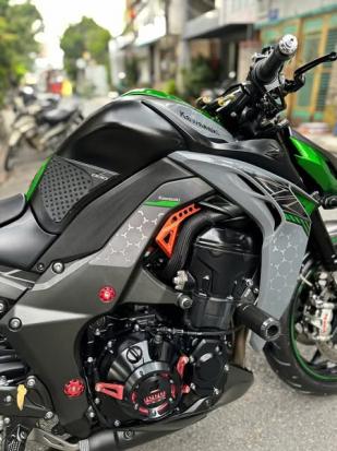 Cần bán Kawasaki Z1000 bản R 2020