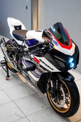 Cần bán SUZUKI GSXR1000 2017