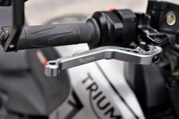Cần bán Triumph Trident 660 2022 giá cực sốc chỉ 13x