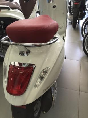 Bán xe Vespa tại hcm miễn phí trước bạ và biển số