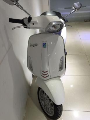 Bán trả góp Vespa Sprint tại Bình Dương