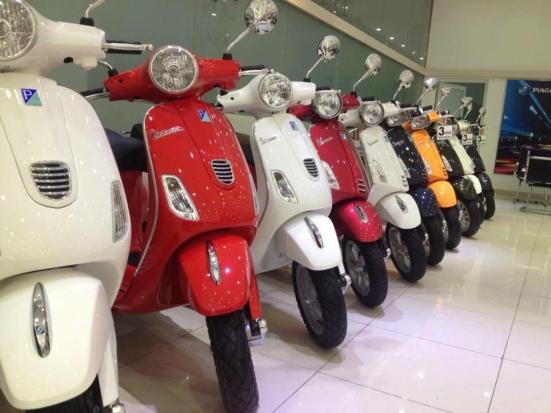 Bán xe vespa sprint 3v ie 2016 ở quận tân bình