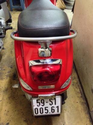 Bán xe vespa LX150 Khóa từ DK 2010