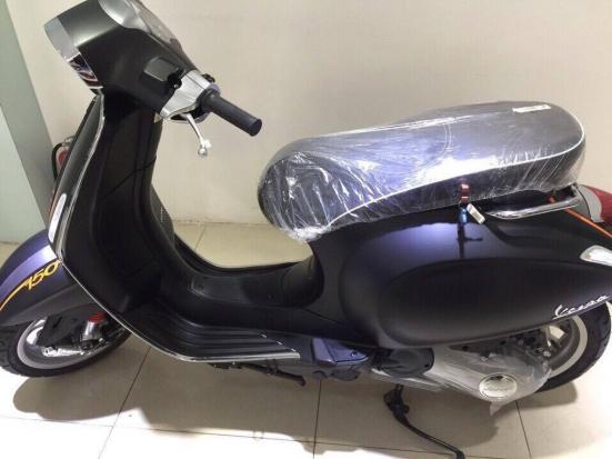 Giá xe Vespa Sprint ABS tại quận 1