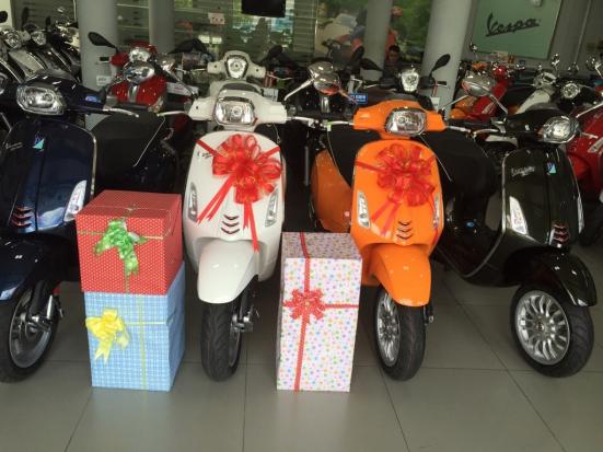 Mua Vespa mới 2016 nhận ngay vespa 2016