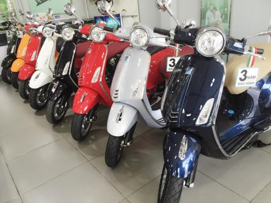 Mua Vespa mới 2016 nhận ngay vespa 2016