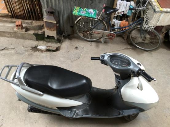 Honda Spasy 125 nhật trắng