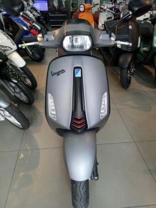 Vespa Sprint phiên bản đặc biệt, hỗ trợ trả góp