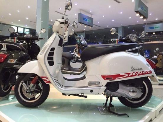 Trả góp Piaggio Vespa tặng 100% thuế trước bạ