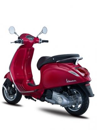 Cần bán gấp xe Vespa Primavera 125 màu đỏ