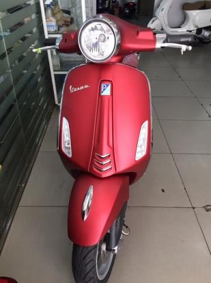 Xe Vespa chính hãng, tặng 100% phí thuế