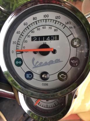 Vespa LxV125ie date 2014, đời cuối của xe nhập