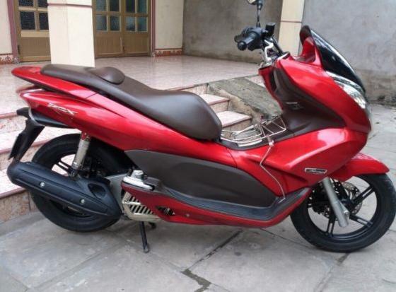 Tin nóng hàng mới về PCX 2011, máy zin 100%, biển số TP