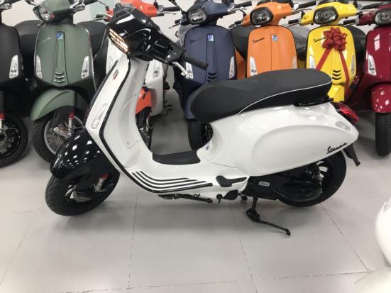 Trả góp xe Vespa chính hãng toàn quốc