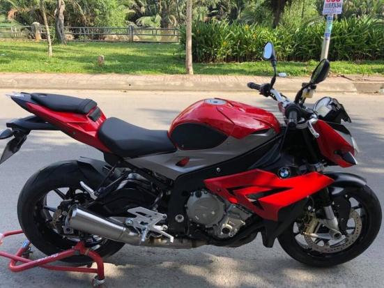 Bán em BMW S1000R nguyên bản 100% còn rất mới