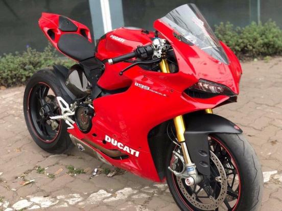 Bán Ducati 899 Panigale 2015 màu đỏ