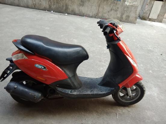 Bán xe Zip 100cc, màu đỏ, 2011.