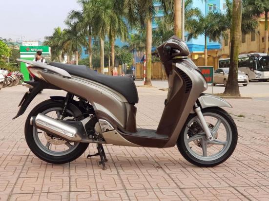 SH 125i nhập khẩu đời 2011 màu sâm panh - 118tr